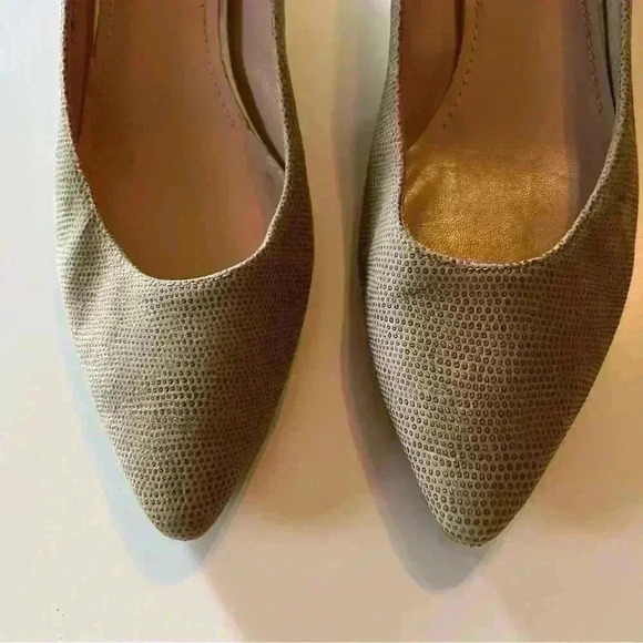 Stuart Weitzman Wedge Heel Dress Flat, Cream Textured Leather with Pearled Heel - Picture 10 of 11